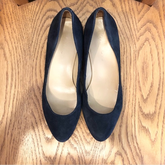 🌈 6/$60, Talbots, Suede Wedge Heels, Black, Size 8 - Picture 2 of 8